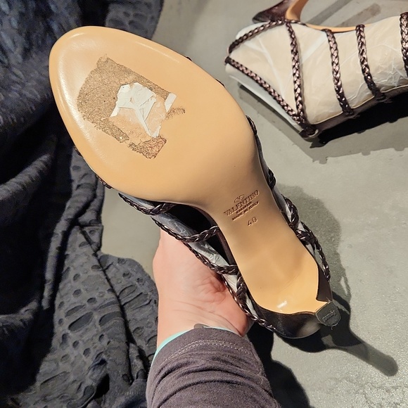 Valentino strappy heels, size 40 - Picture 7 of 10